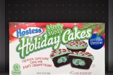 Hostess Merry Minty Holiday Cakes