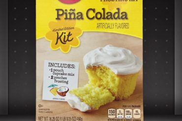 Betty Crocker Piña Colada Cupcake & Frosting Kit