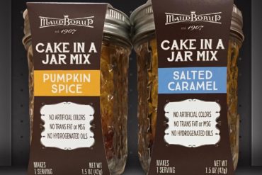 Pumpkin Spice & Salted Caramel Cake In A Jar Mix