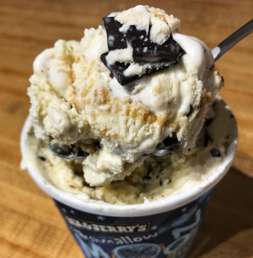 Ben & Jerry's Special Stash Marshmallow Moon