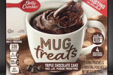 Betty Crocker Mug Treats: Triple Chocolate Cake