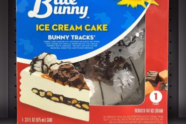 Blue Bunny Bunny Tracks & Vanilla Bean Blondie Ice Cream Cakes