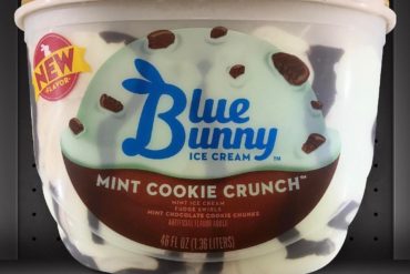 Blue Bunny Mint Cookie Crunch Ice Cream