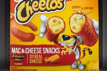 Mac n’ Cheetos Flamin’ Hot Mac & Cheese Snacks