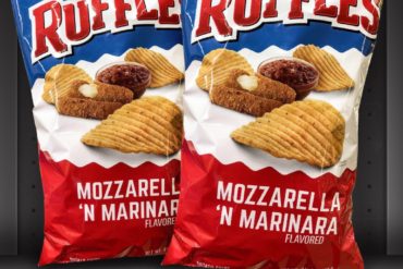 Ruffles Mozzarella ‘N Marinara