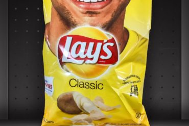 Smile with Lays